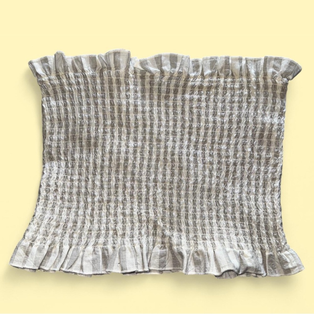 Striped Ruffle Buttoned Tube Top - Picture 3 of 3